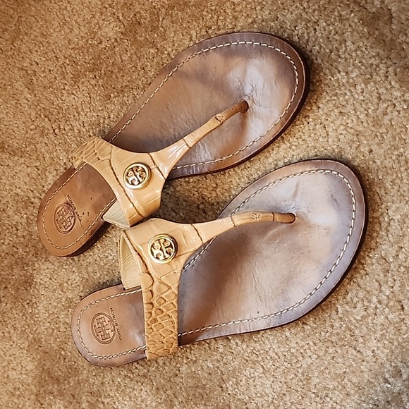 Tory Burch Shoes - Tory Burch Cameron Thong Patent Leather Sandals
